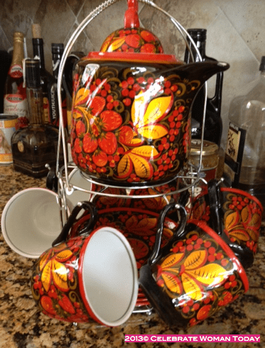 russian souvenirs porcelain teapot with teacups