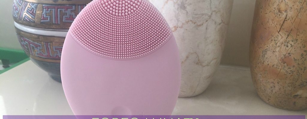 A Smoother And Healthier Skin With FOREO LUNA Skin Cleanser