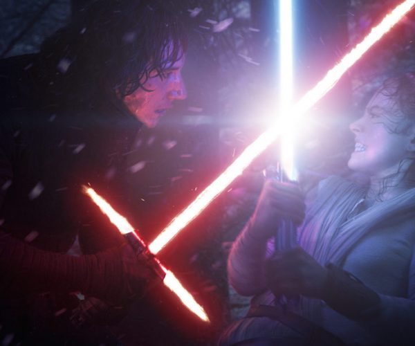 Star Wars: The Force Awakens Comes to Digital HD, Blu-ray And DVD Combo Pack #TheForceAwakens