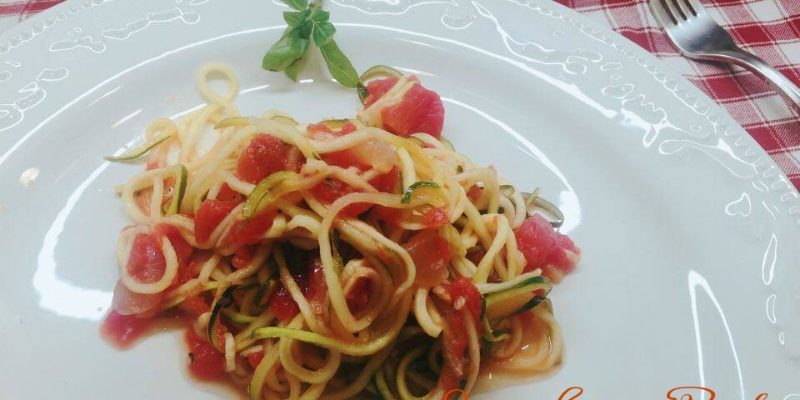 Zucchini Pasta With Fast Tomato Sauce