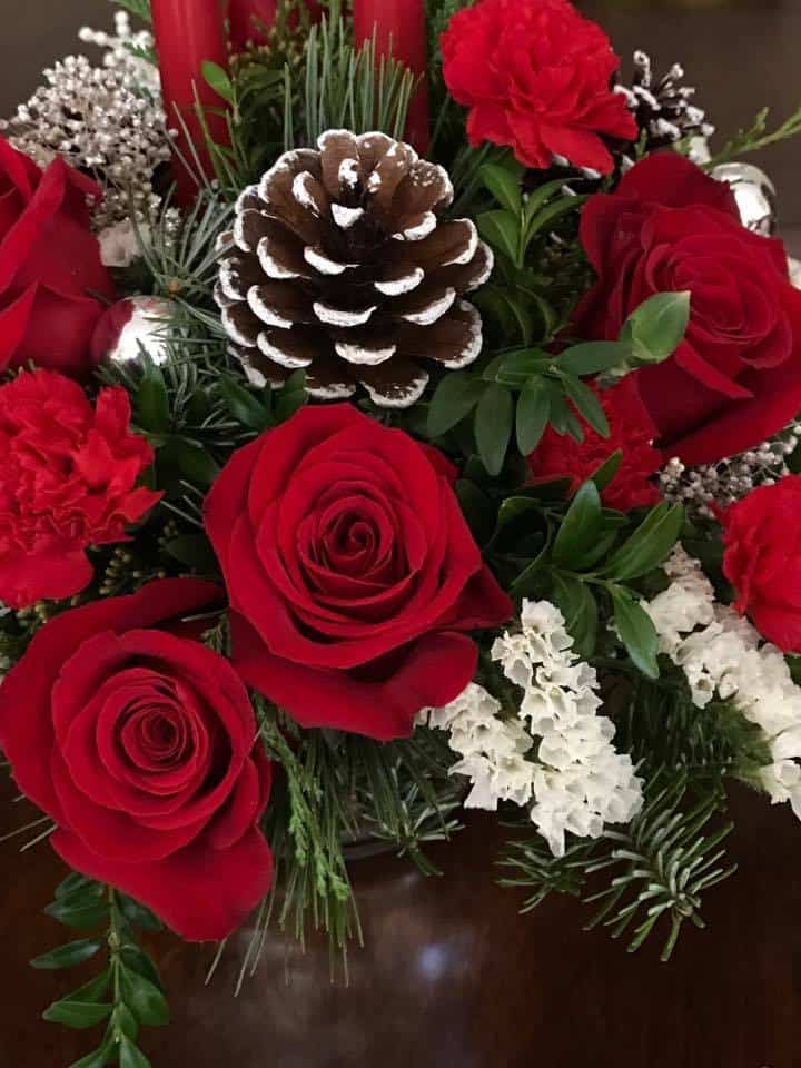 TELEFLORA Holiday Gift Guide Christmas Bouquets