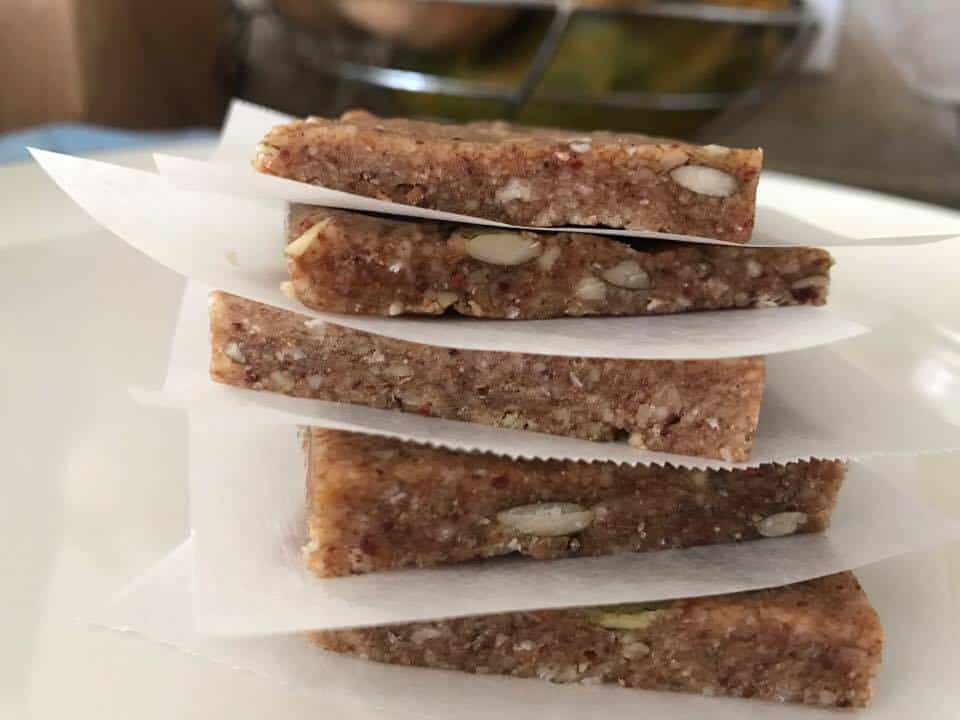 Load Up With Superfood Bars – A Raw Recipe To Delight Your Tastebuds #RecipeIdeas