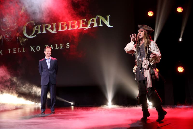 DeadMenTellNoTales-JohnnyDepp-Captain Jack Sparrow