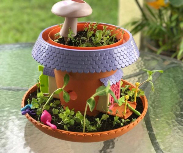 Summer Toys To Inspire A Child To Be A Gardener