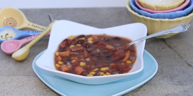 Slow Cooker Vegetarian Black Bean Soup #EasyDinners
