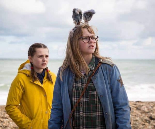 Book Fans To Win $50 Visa Gift Card + I KILL GIANTS Book