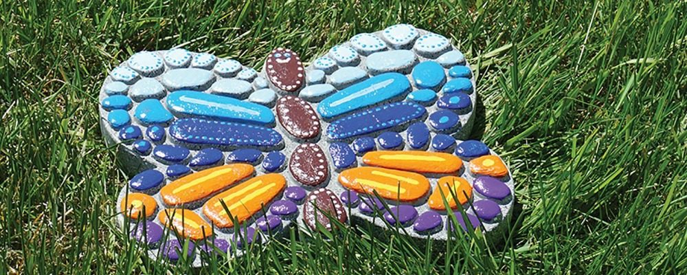 Make Your Own Hand Painted Stepping Stones for Garden Decor