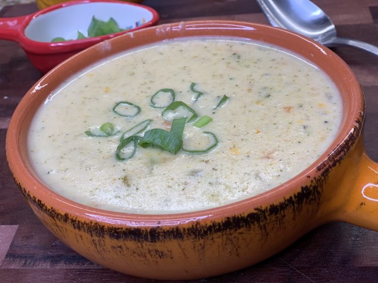 Healthy recipe for Broccoli Cheddar homemade soup