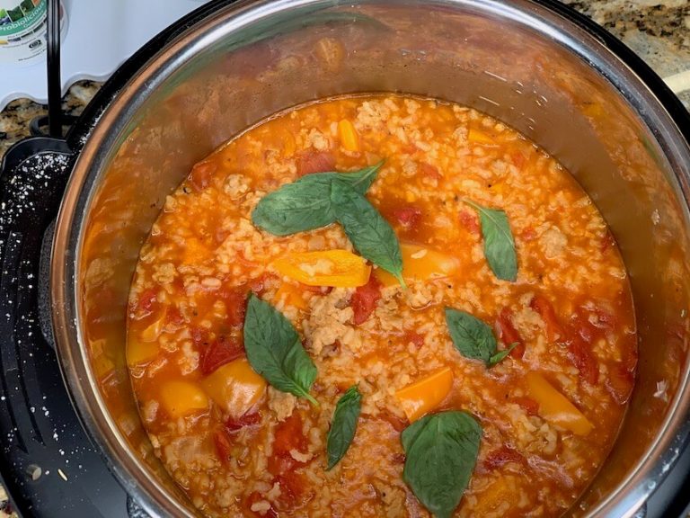 Instant Pot Stuffed Pepper Soup Easy Recipe