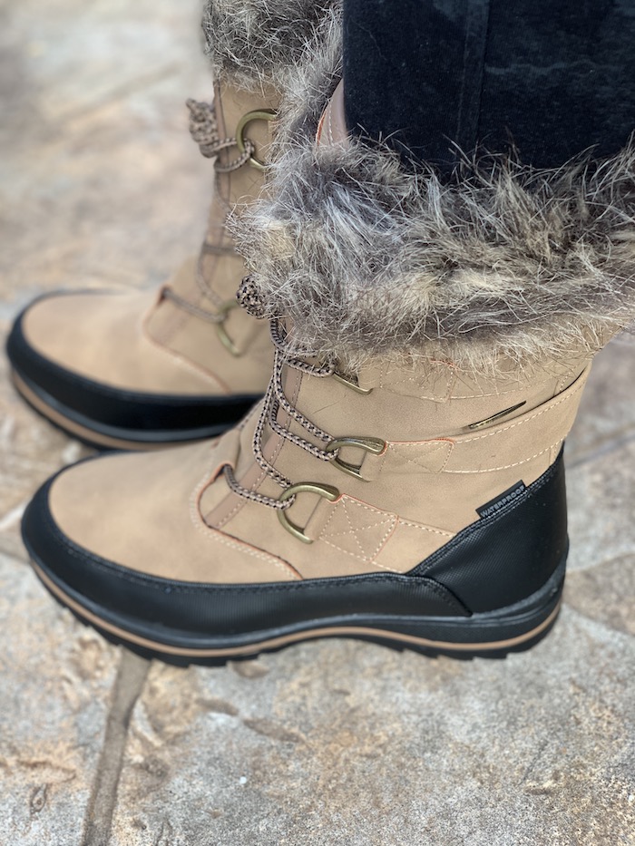 Lugz Tundra boots