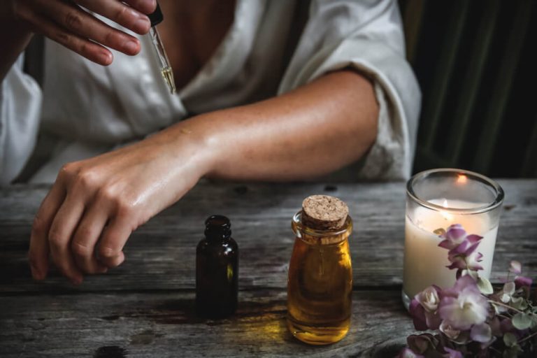 The Benefits of Pumpkin Seed Oil For Skincare And Your Hair Health