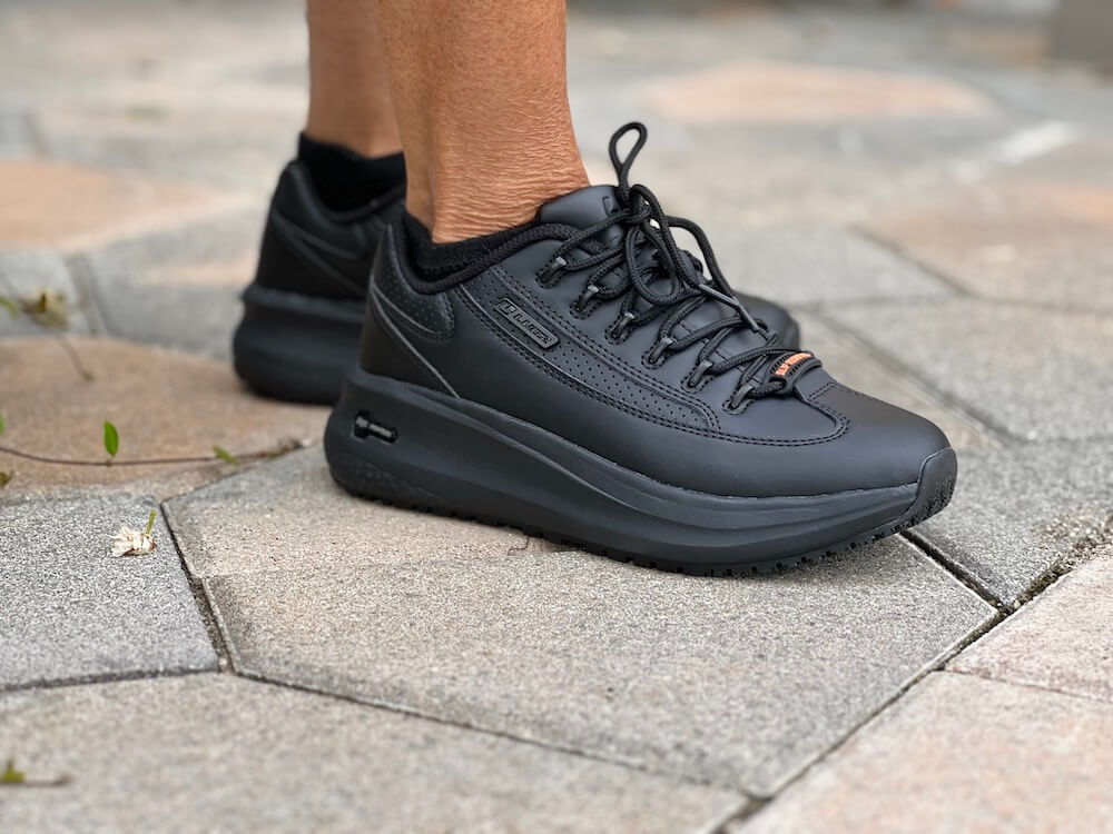 lugz express slip resistant sneakers